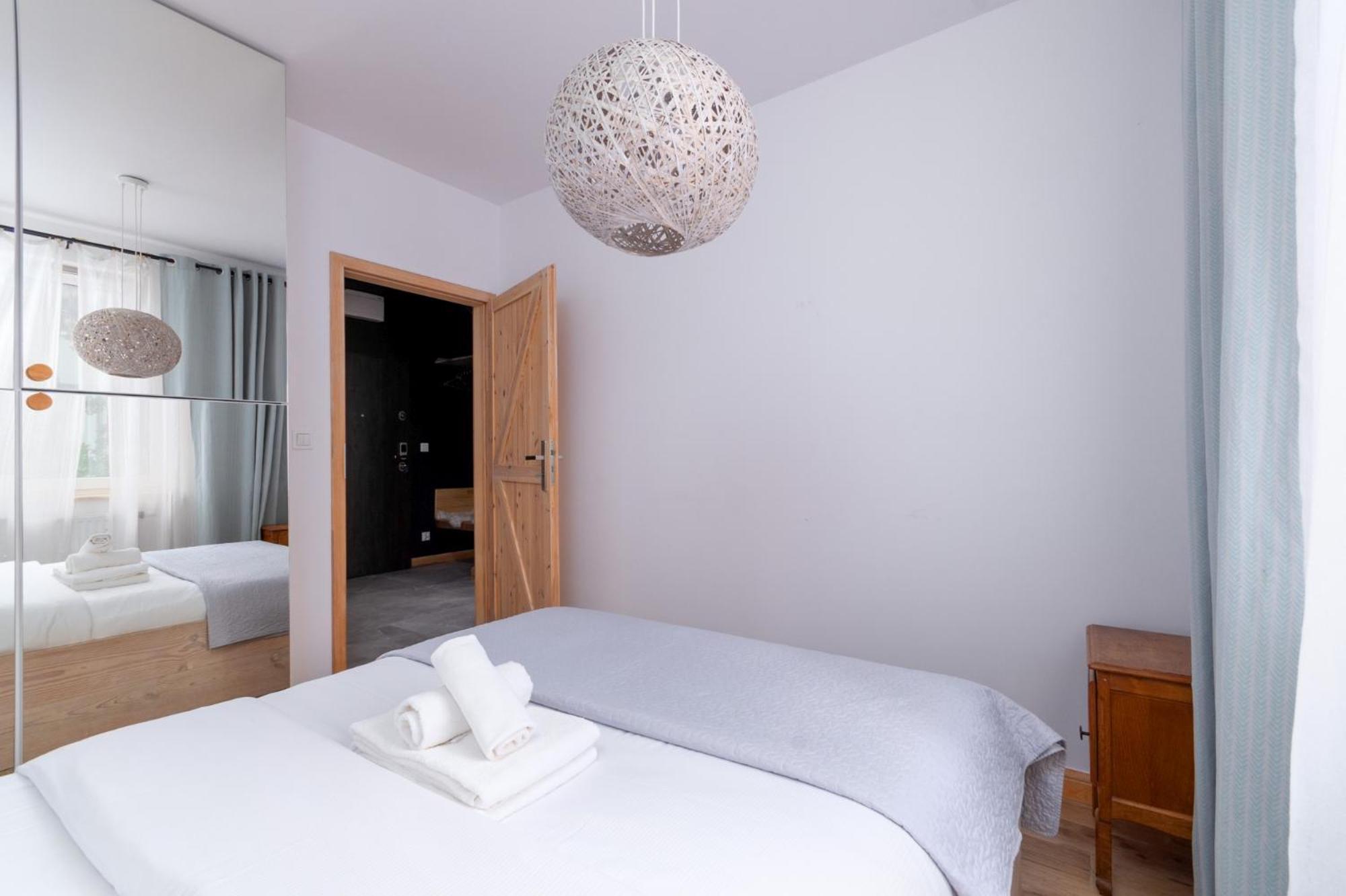 Paryski Zakatek Cosy Apartment Вроцлав Экстерьер фото