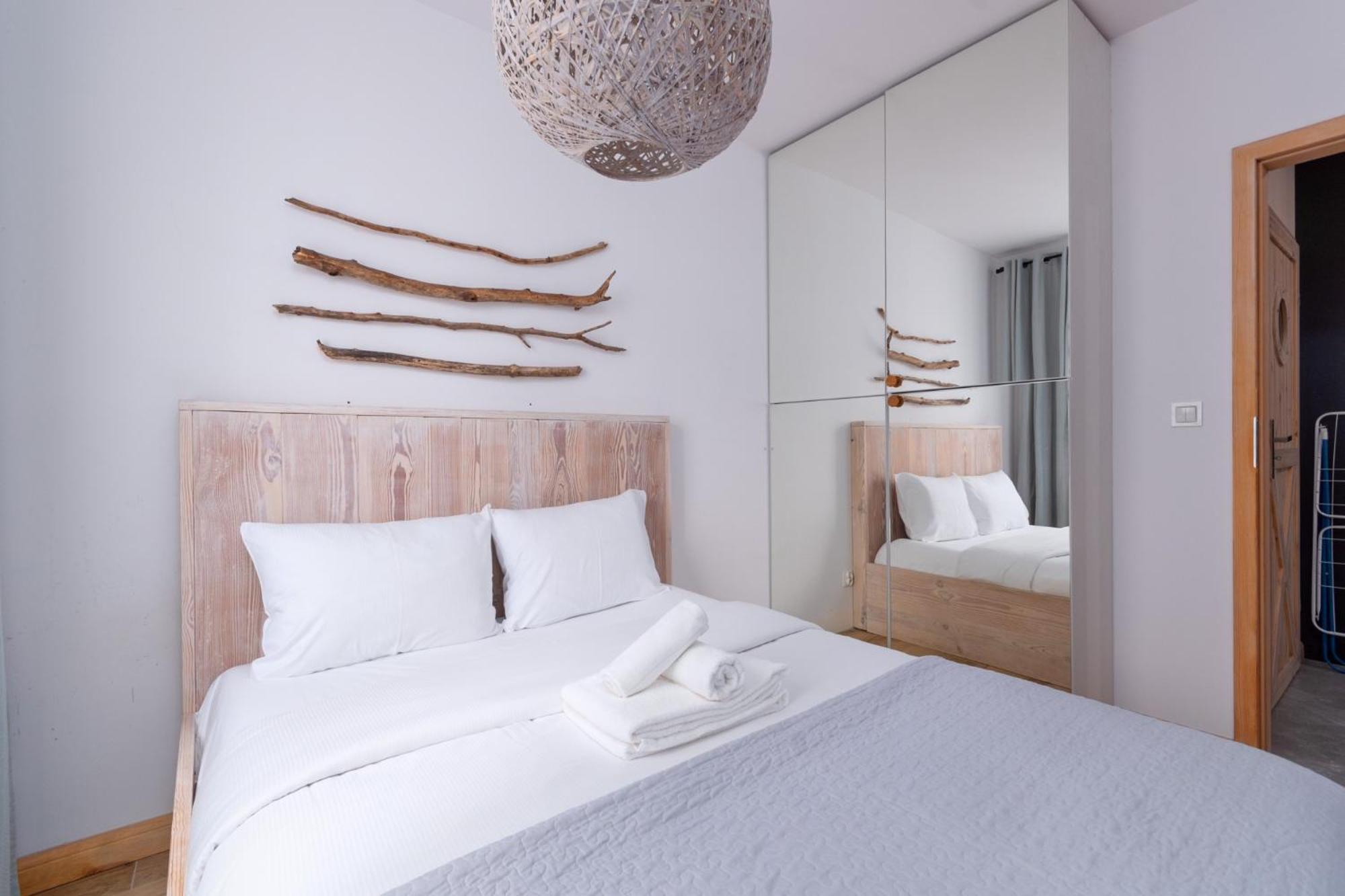 Paryski Zakatek Cosy Apartment Вроцлав Экстерьер фото
